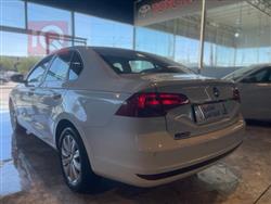 فولكسفاغن بورا